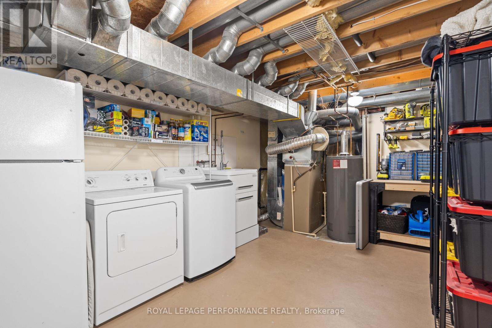 219 Switzer Avenue, Ottawa, ON - Indoor Photo Showing Laundry Room