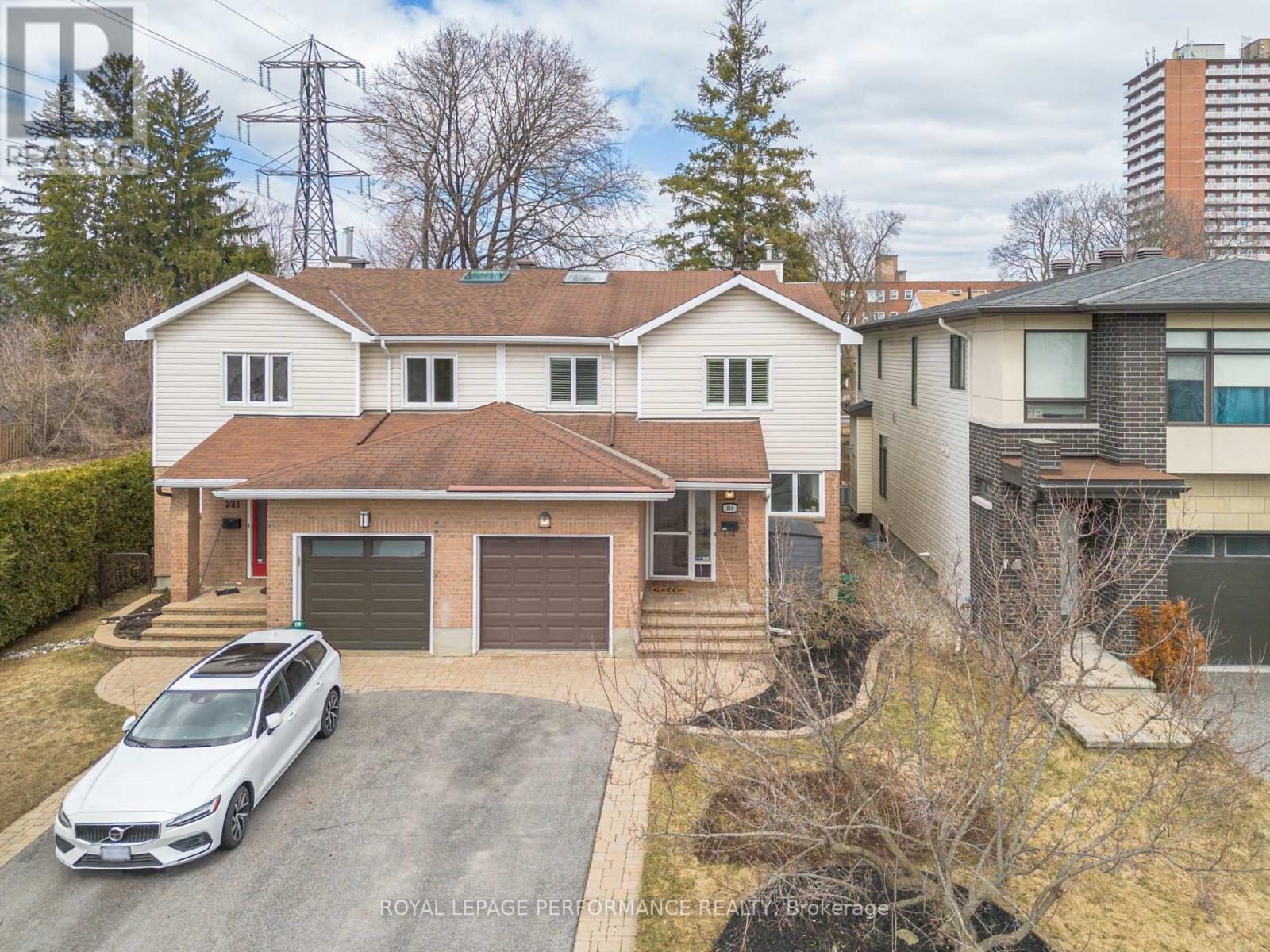 219 Switzer Avenue, Ottawa, ON - Outdoor With Facade