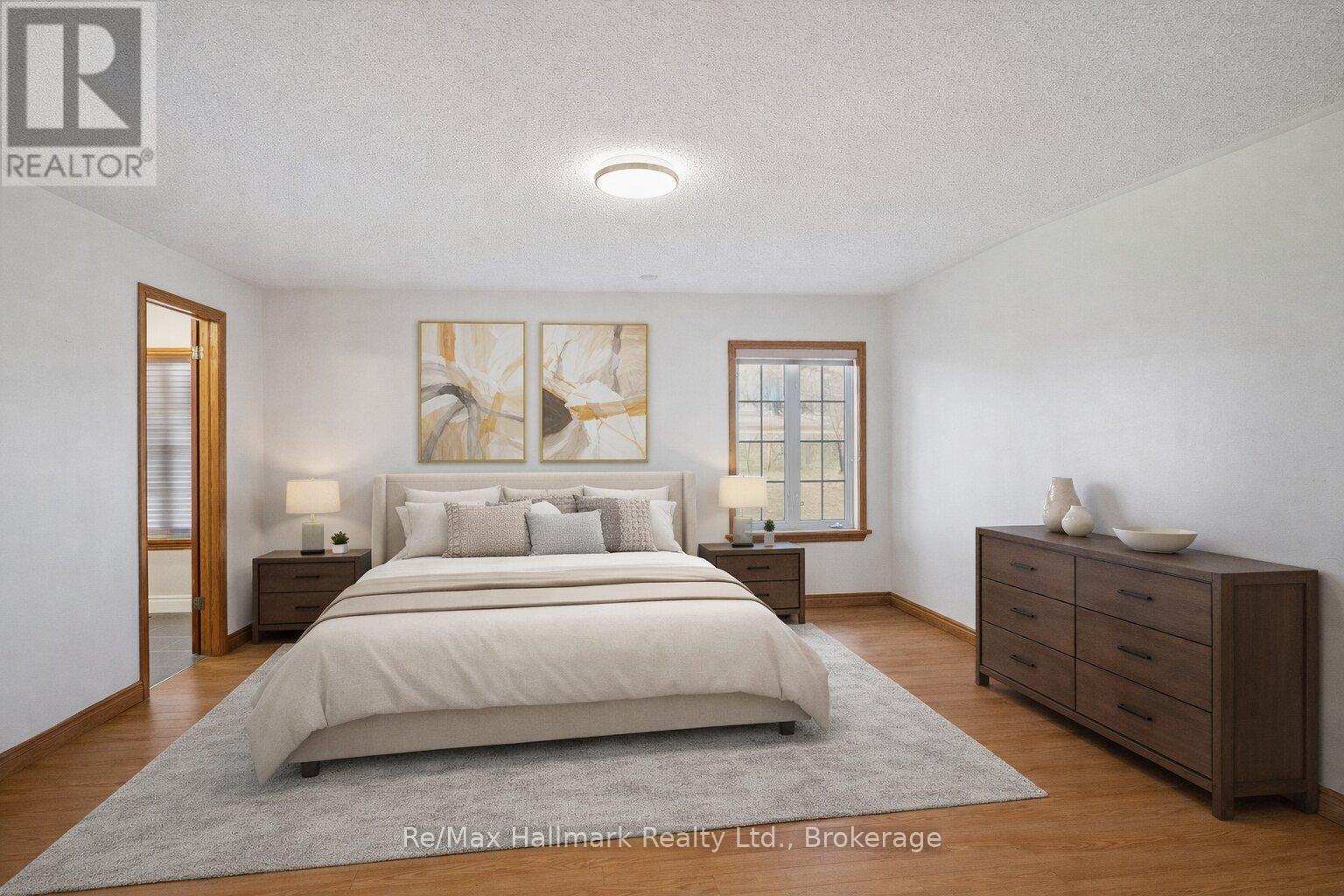 Primary bedroom(virtually staged) - 232 Eighth Road E, Hamilton, ON