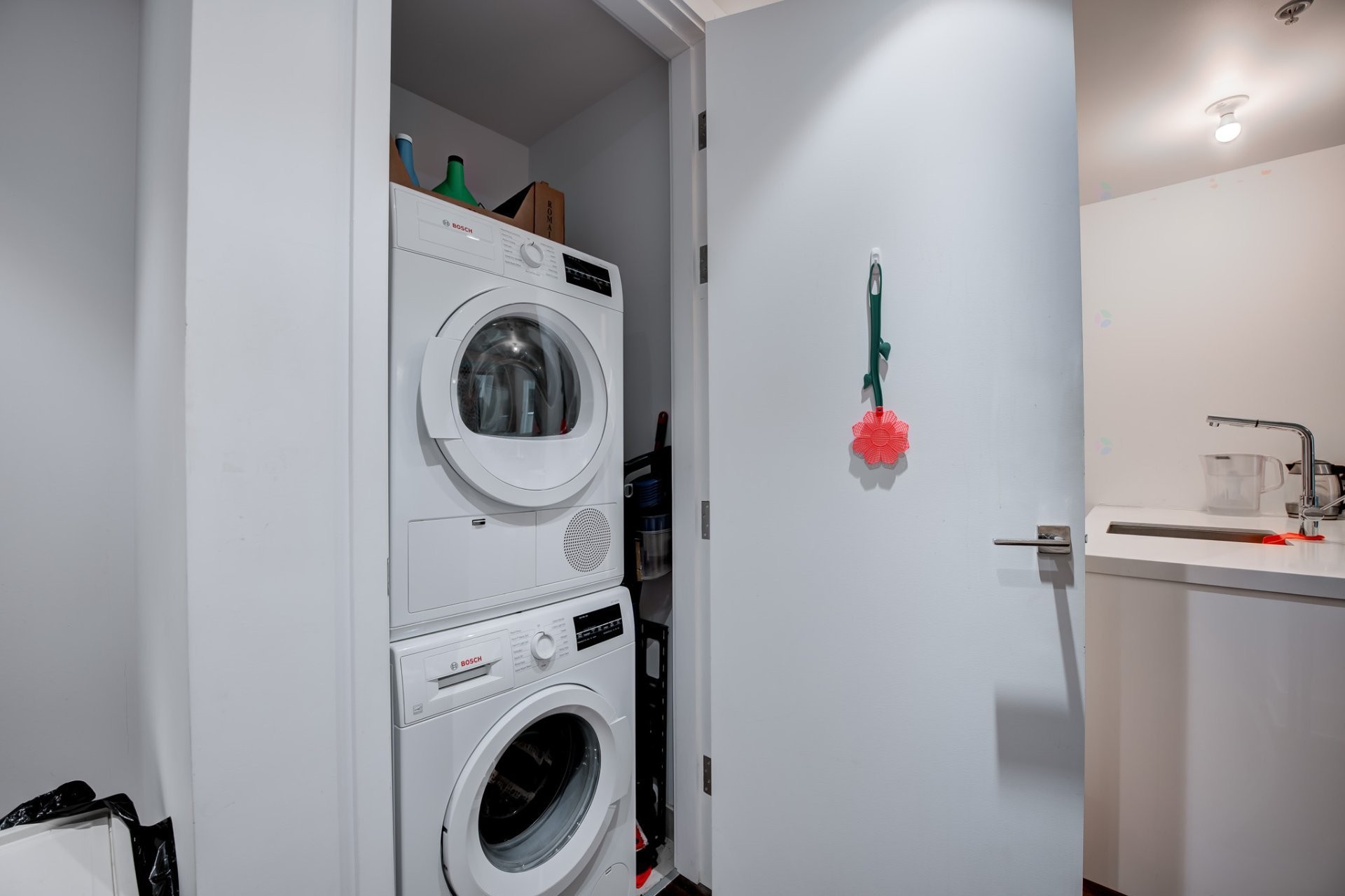 Laundry - 1105-1188 Av. Union, Montréal (Ville-Marie), QC - Indoor Photo Showing Laundry Room