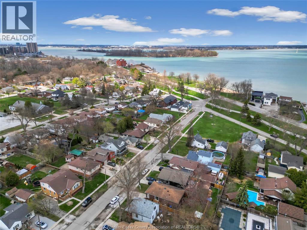 556 Clover, Windsor, ON - Outdoor With Body Of Water With View