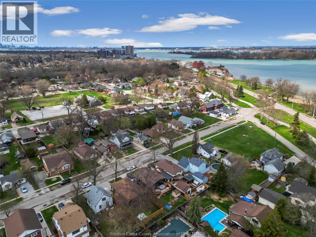 556 Clover, Windsor, ON - Outdoor With Body Of Water With View