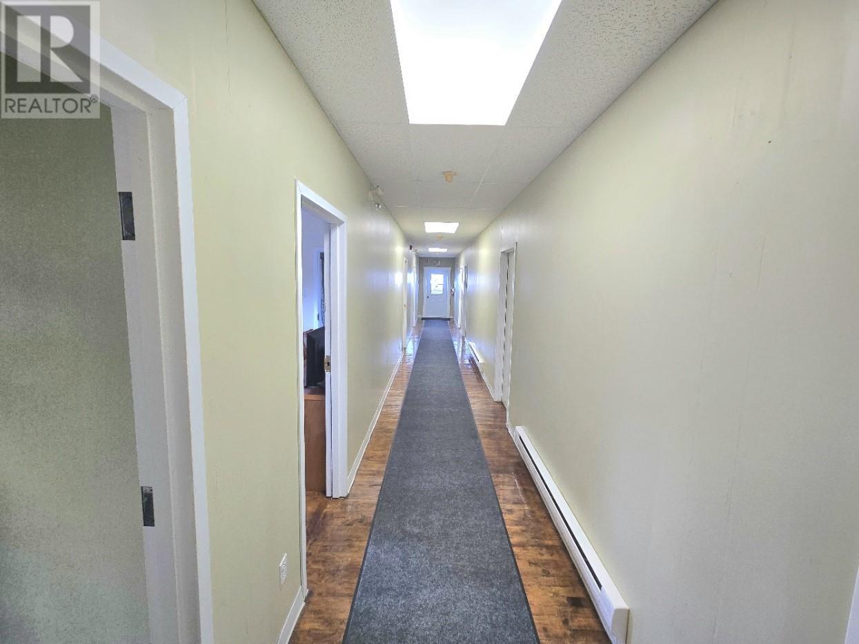 Hallway for hotel rooms - 140 Main Street, St. Albans, NL - Indoor Photo Showing Other Room