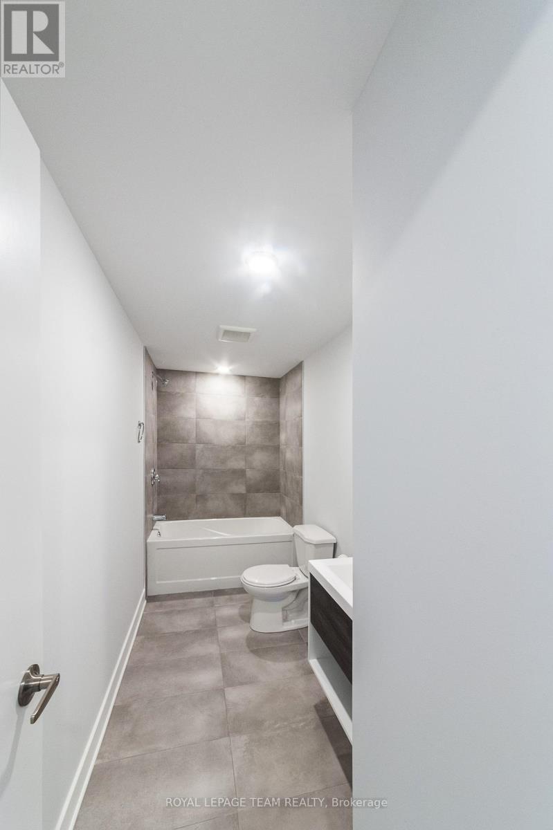 149 Willow Street, Ottawa, ON - Indoor