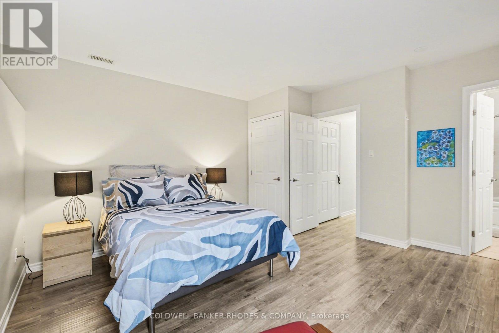 60 Mayflower Private, Ottawa, ON - Indoor Photo Showing Bedroom