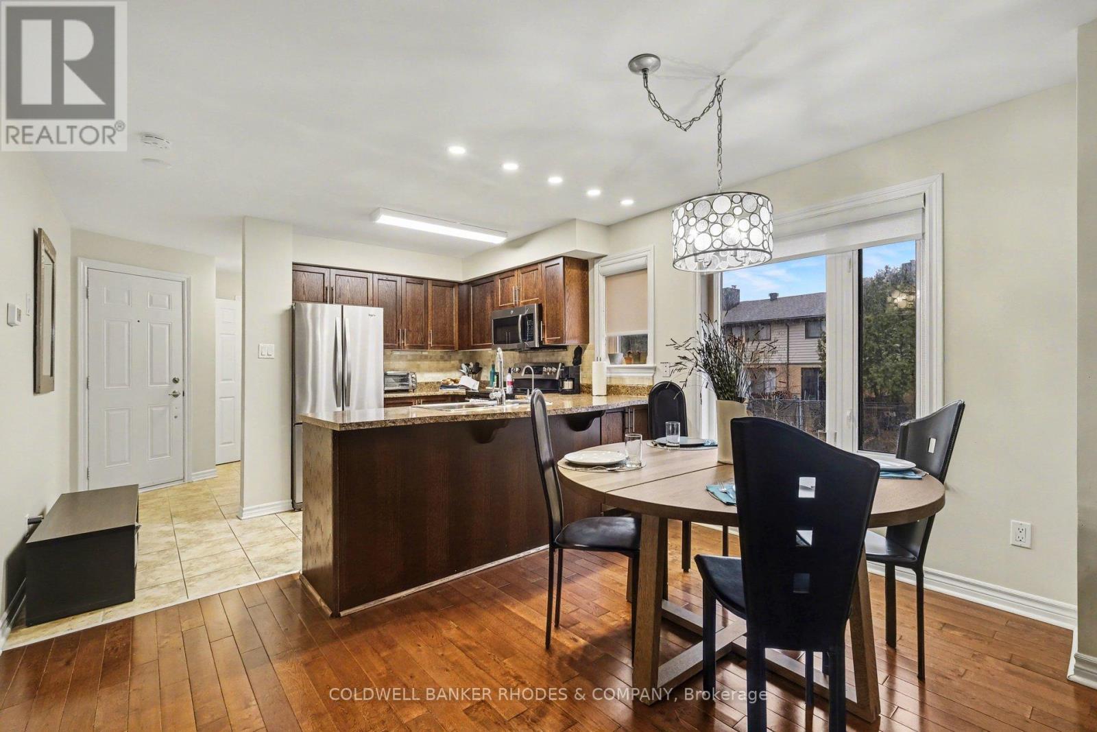 60 Mayflower Private, Ottawa, ON - Indoor Photo Showing Other Room