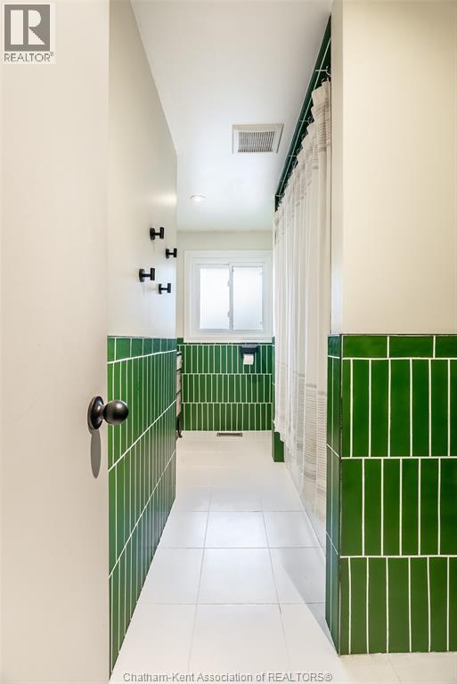 164 Timmins Crescent, Chatham, ON - Indoor Photo Showing Other Room