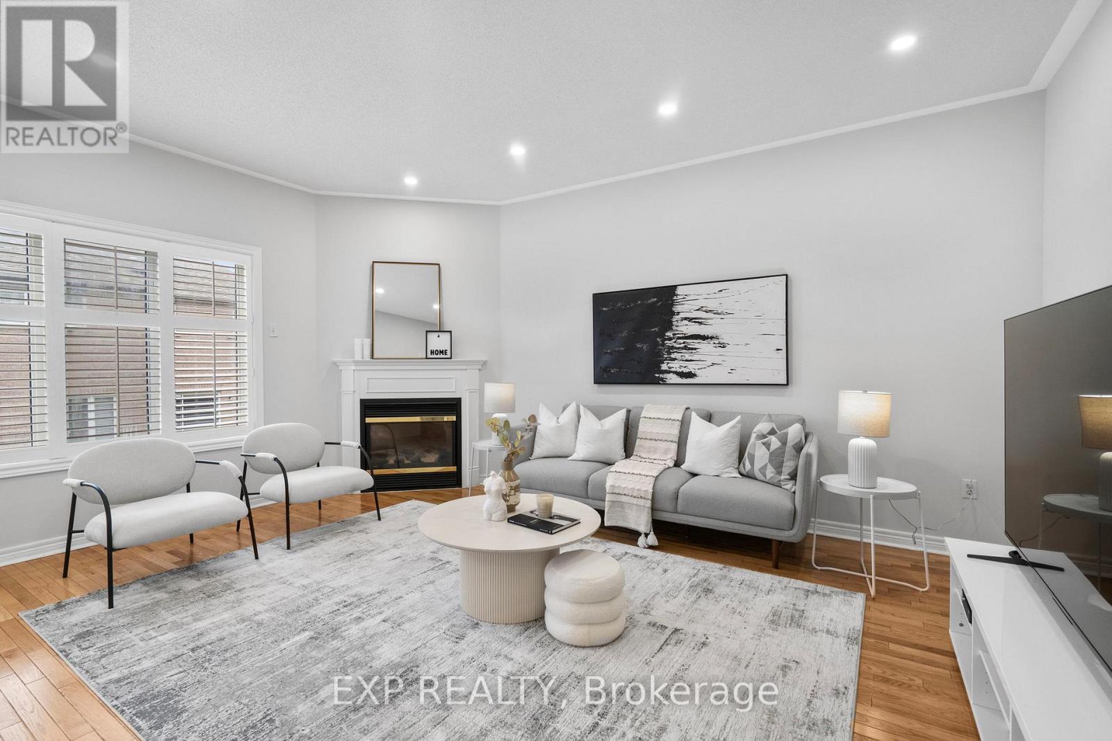 278 Williamson Road, Markham, ON - Indoor Photo Showing Living Room With Fireplace