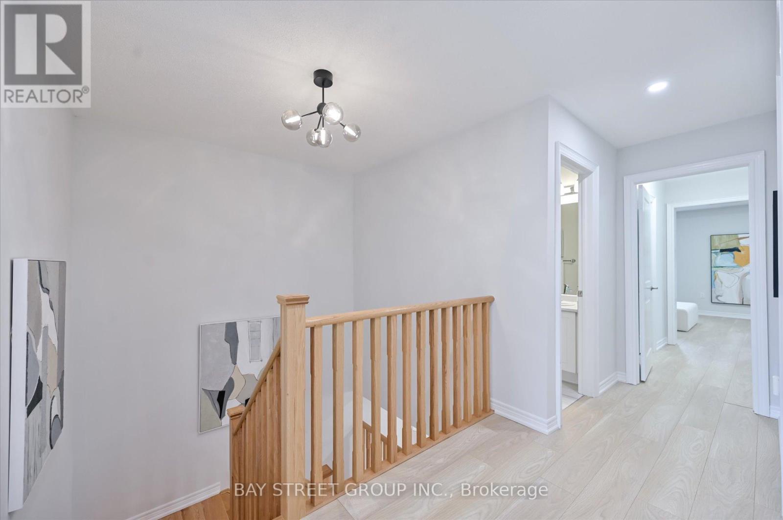 143 Badgerow Way, Aurora, ON - Indoor Photo Showing Other Room