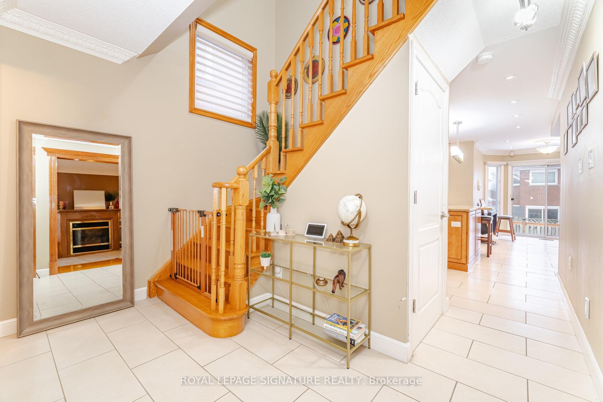 4426 Weeping Willow Drive, Mississauga, ON - Indoor Photo Showing Other Room
