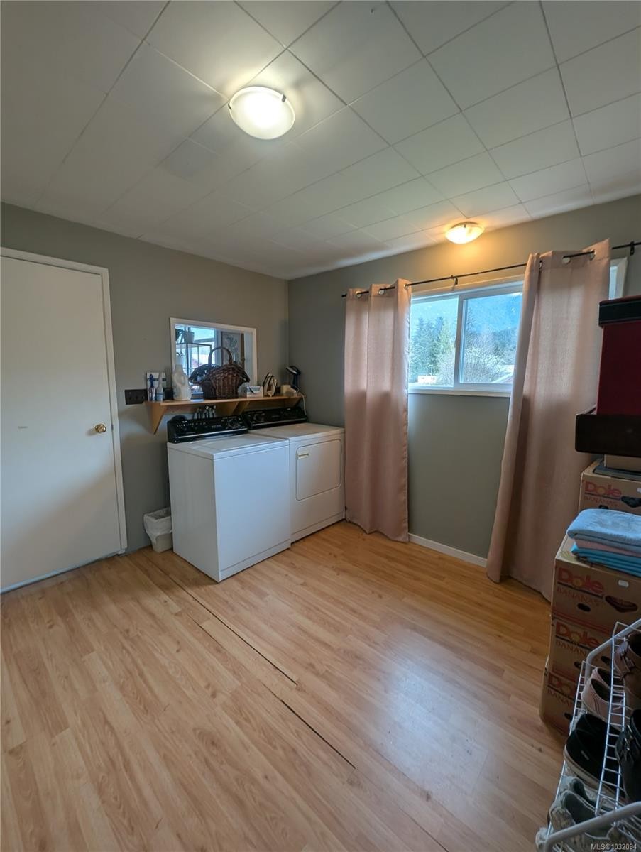1430 Phye Pl, Sayward, BC