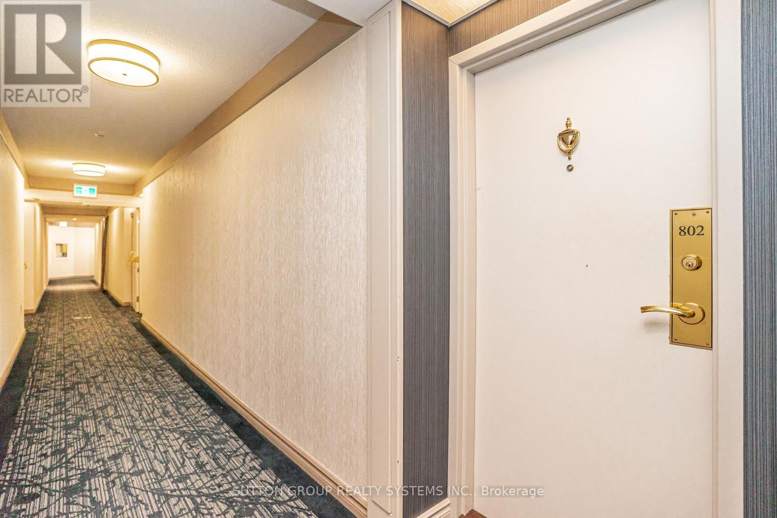 #802 - 20 Cherrytree Drive, Brampton, ON - Indoor Photo Showing Other Room