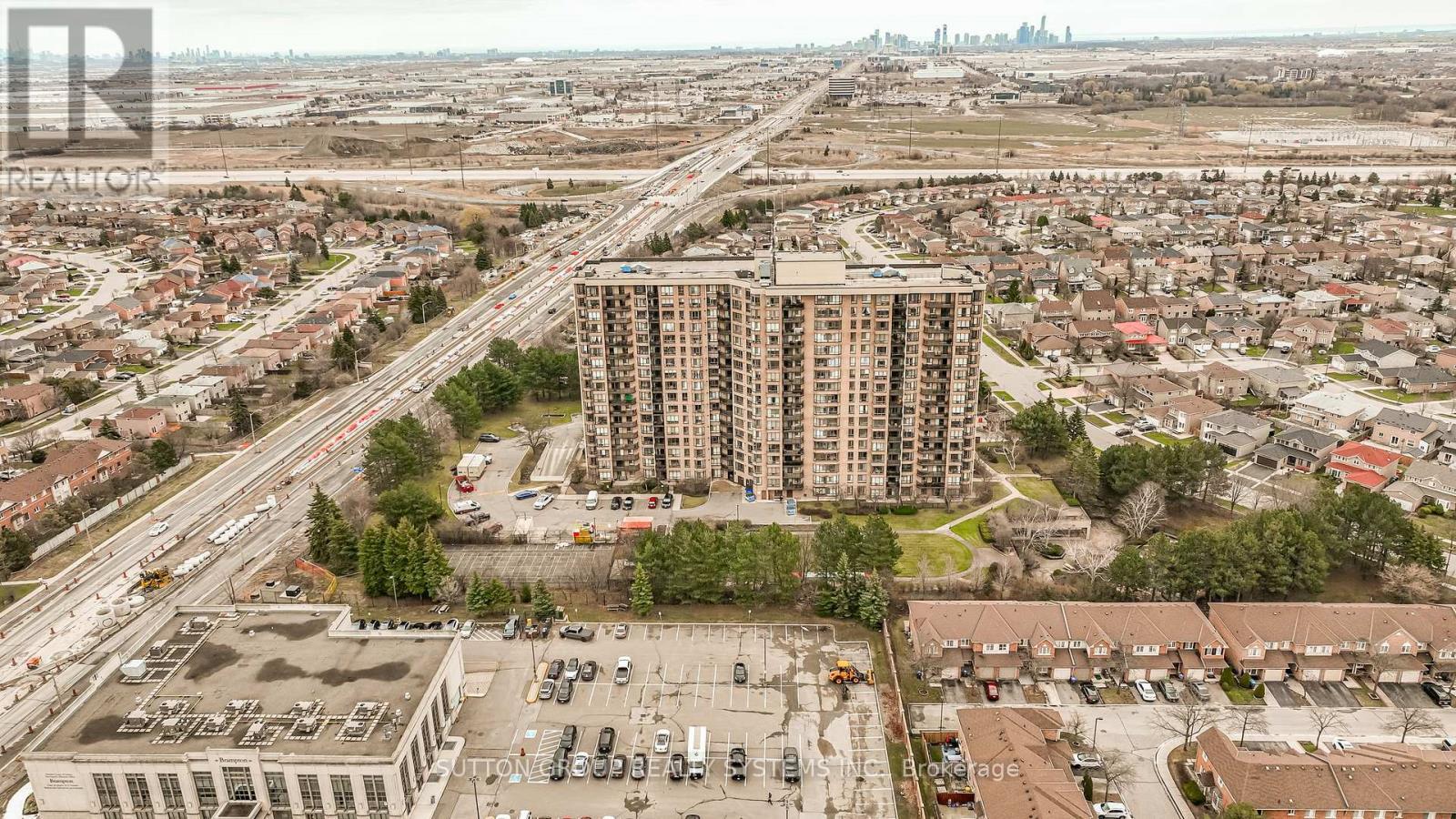 #802 - 20 Cherrytree Drive, Brampton, ON - Outdoor With View