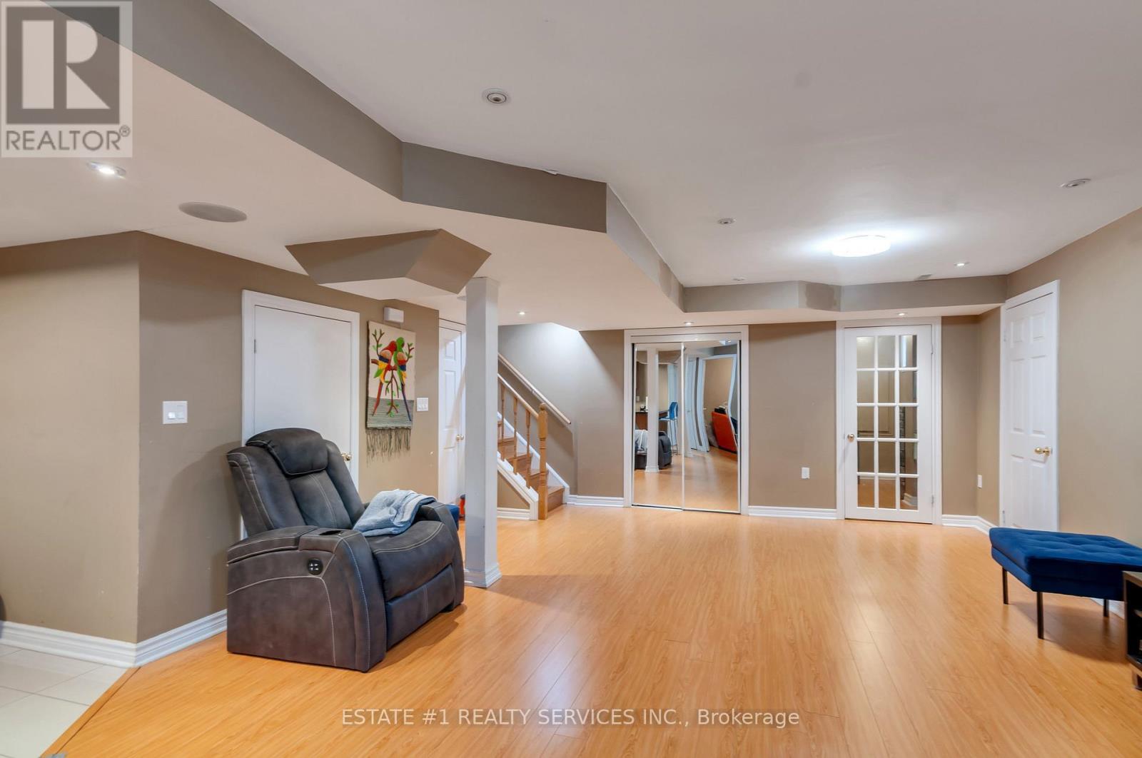 7448 Village Walk, Mississauga, ON - Indoor