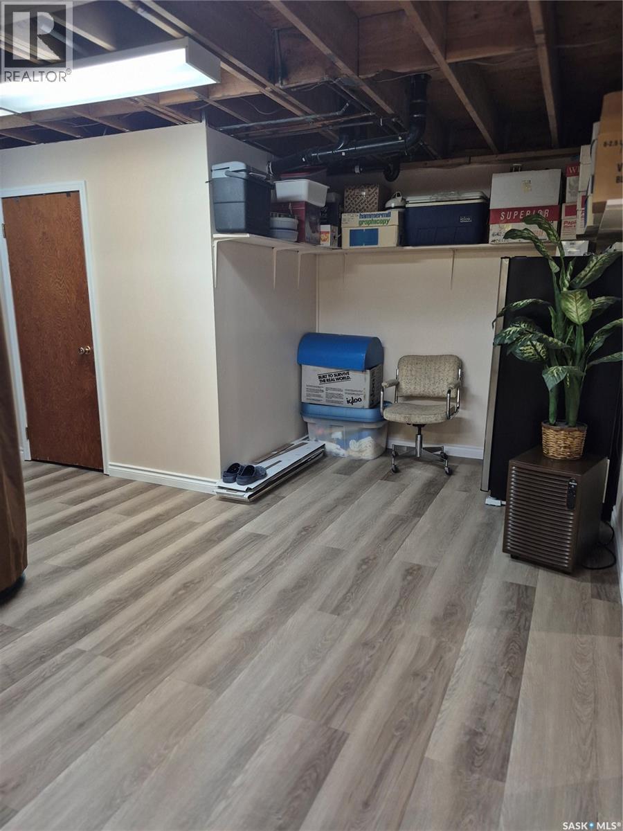 Gonsch Acreage, Longlaketon Rm No. 219, SK - Indoor