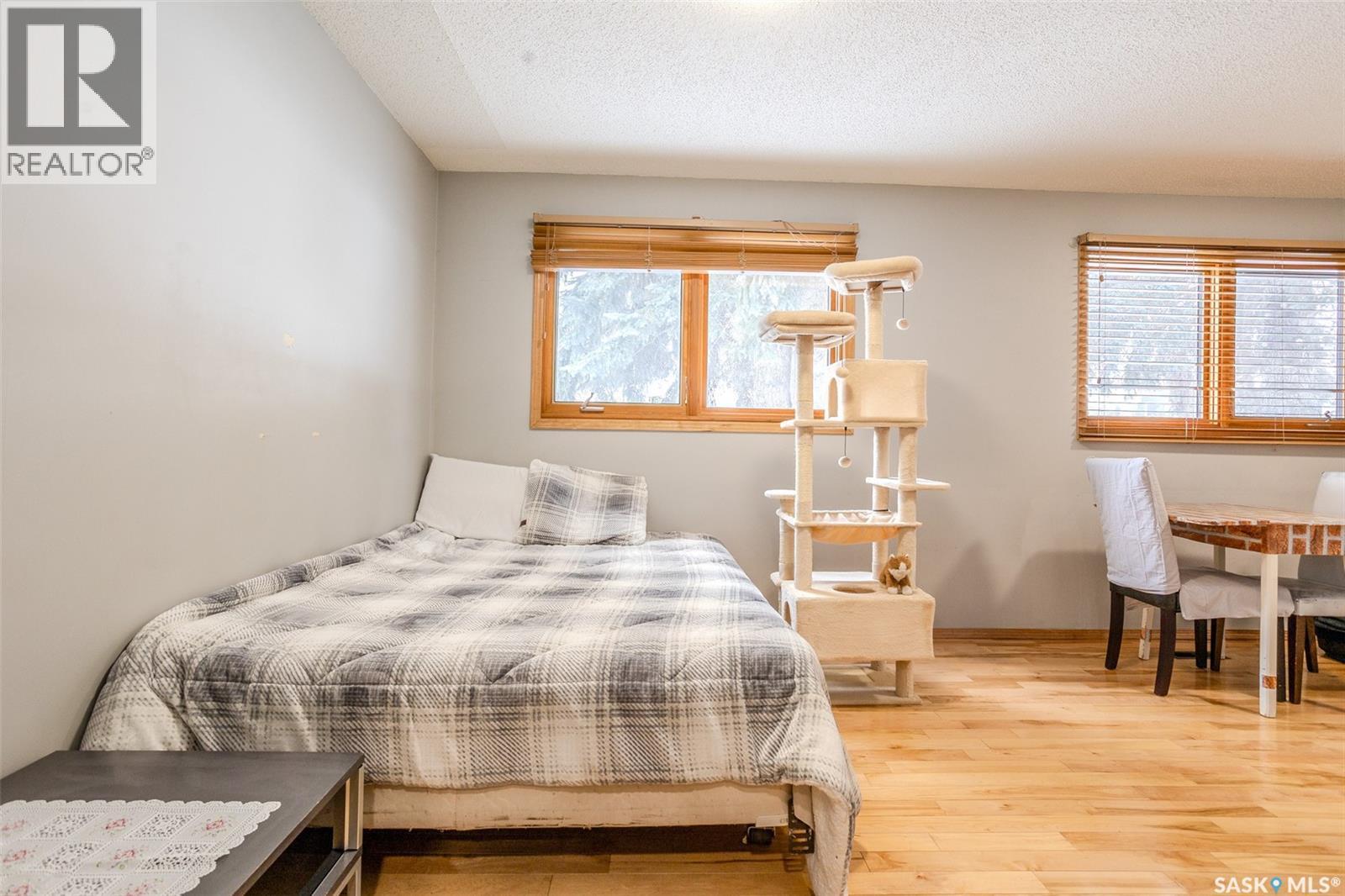 60 Clark Crescent, Saskatoon, SK - Indoor Photo Showing Bedroom