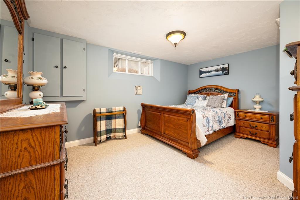 12 Highgate Crt, Riverview, NB