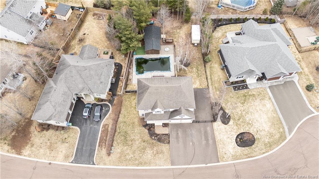 12 Highgate Crt, Riverview, NB