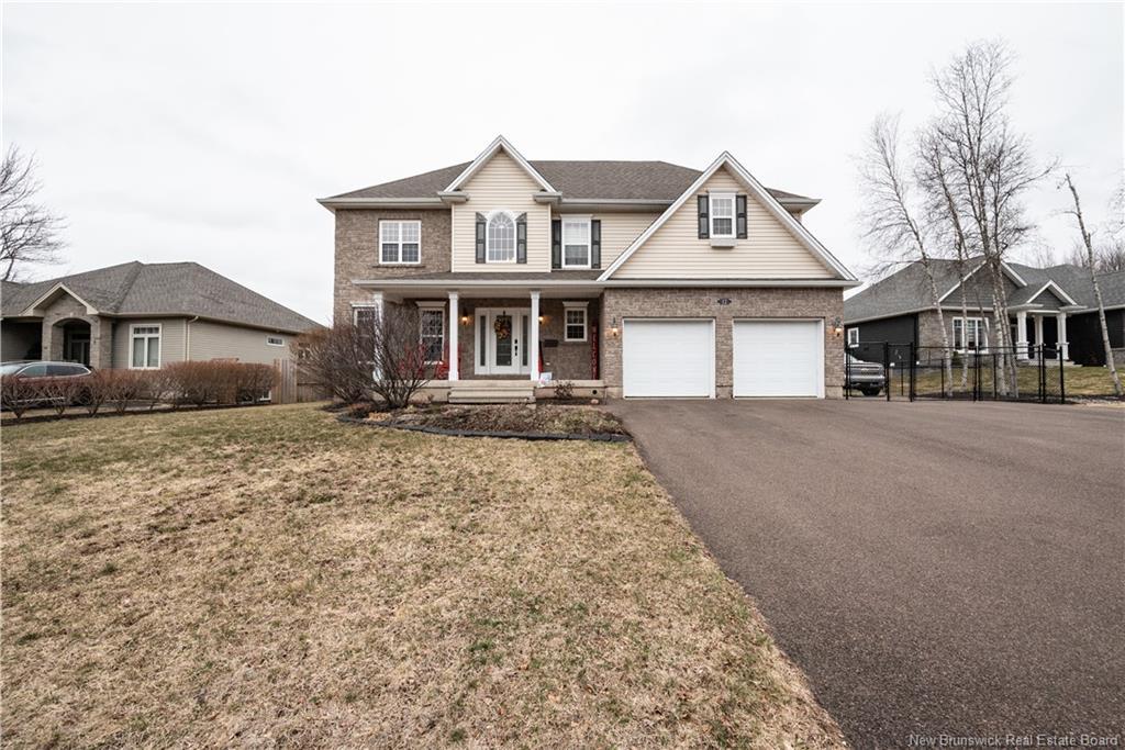 12 Highgate Crt, Riverview, NB