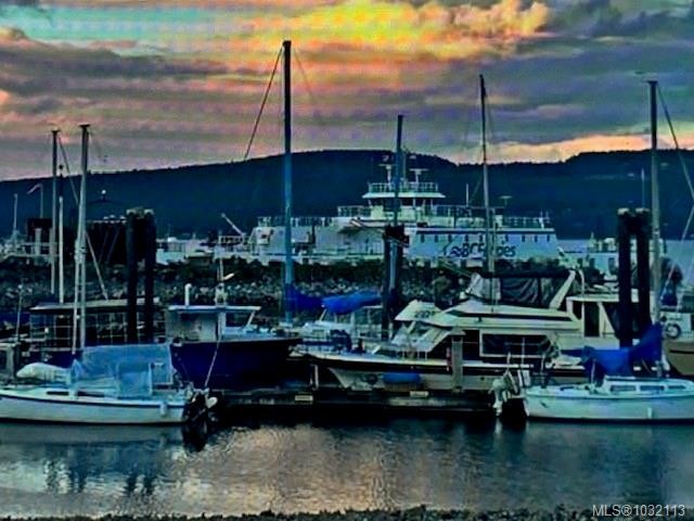 8008 Glenhurst Dr North, Crofton, BC