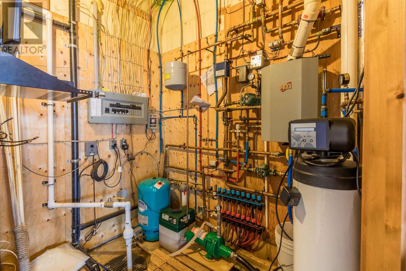 400 Mccarrel Lake Rd, Echo Bay, ON - Indoor Photo Showing Basement