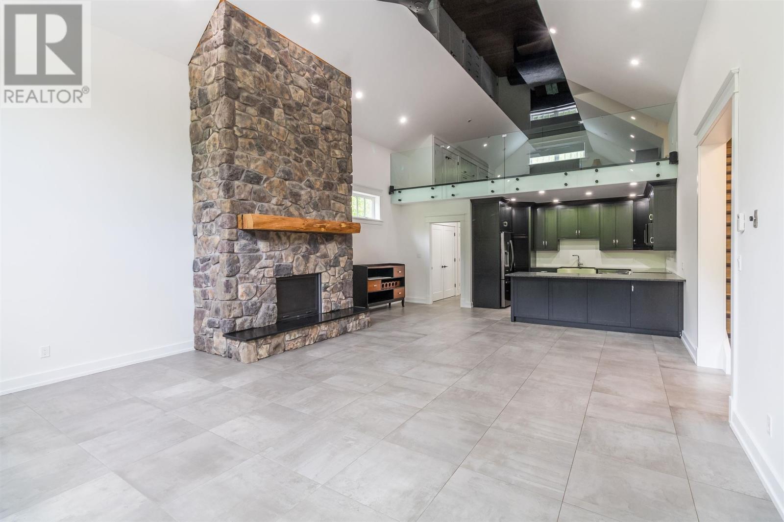 400 Mccarrel Lake Rd, Echo Bay, ON - Indoor With Fireplace