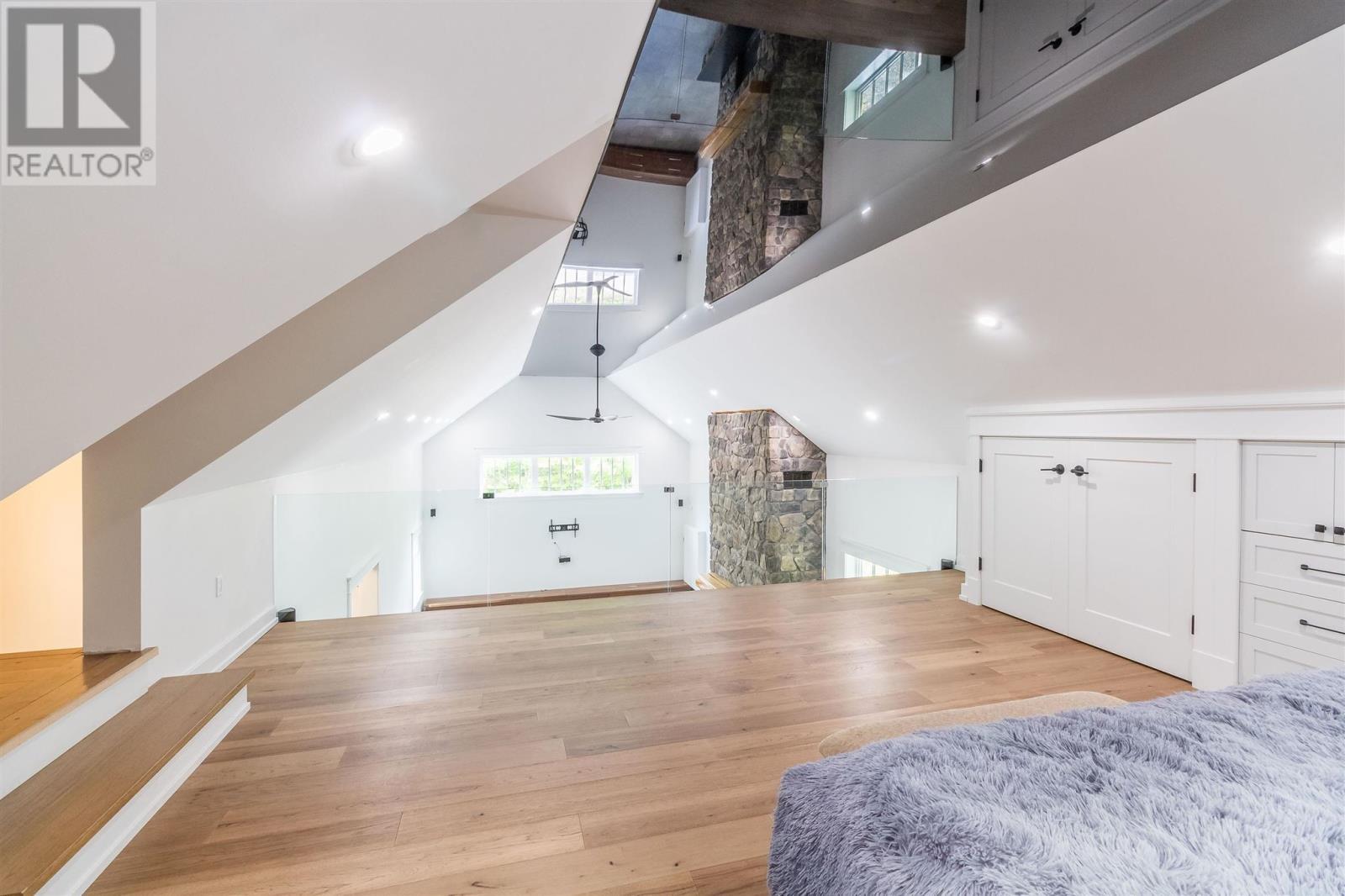 400 Mccarrel Lake Rd, Echo Bay, ON - Indoor Photo Showing Other Room