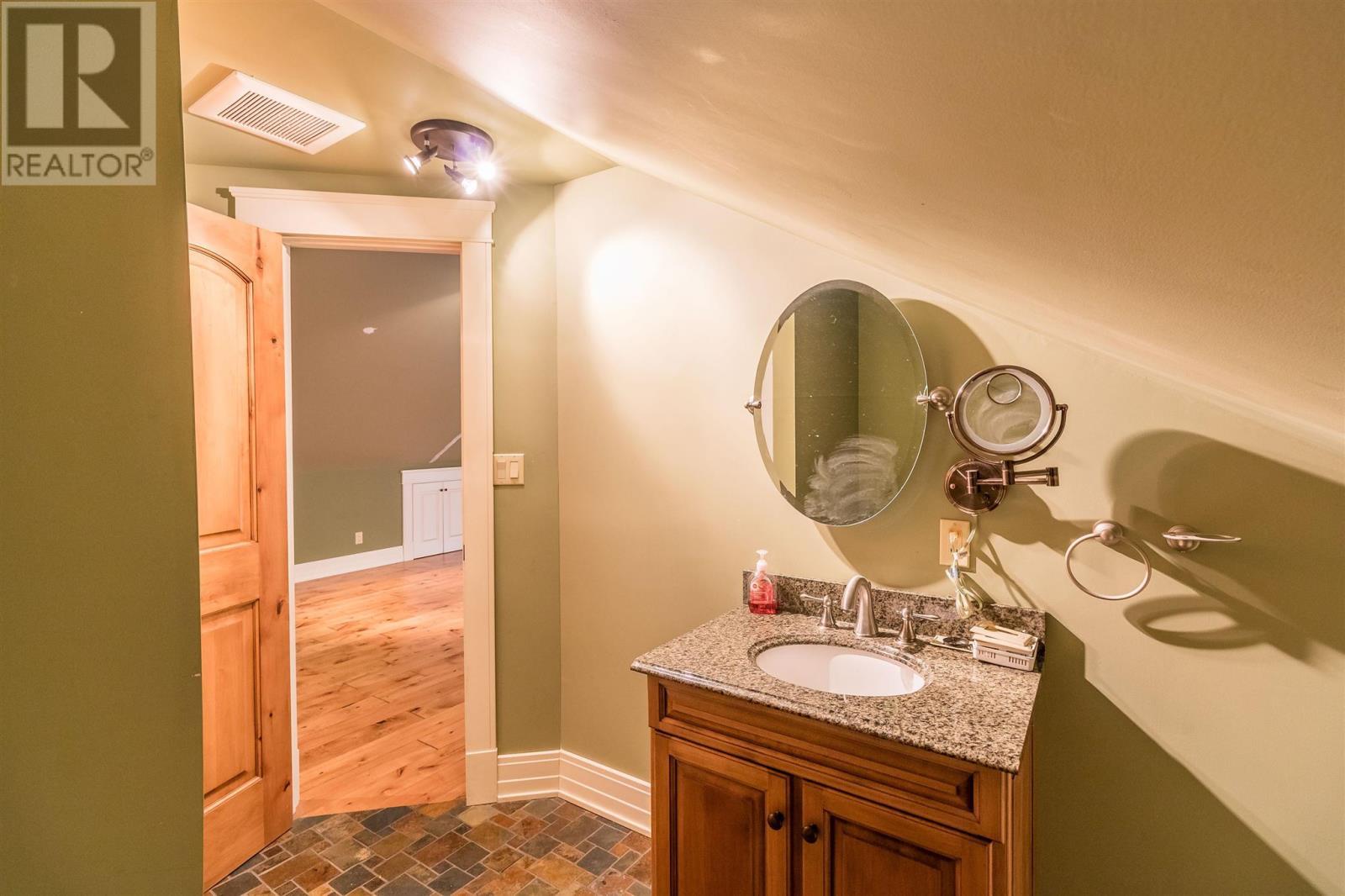 400 Mccarrel Lake Rd, Echo Bay, ON - Indoor Photo Showing Bathroom