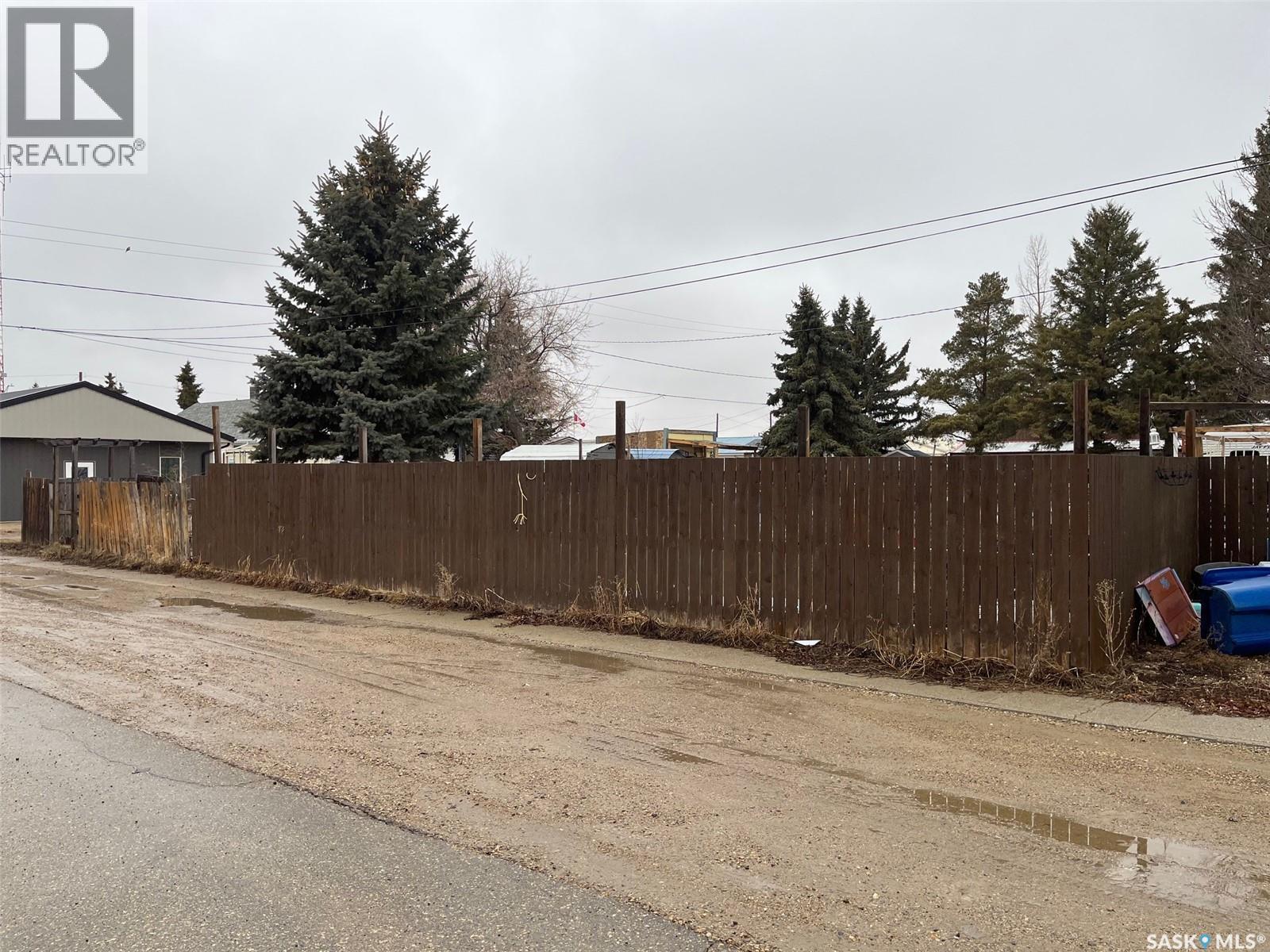 138 1St Avenue E, Montmartre, SK - Outdoor