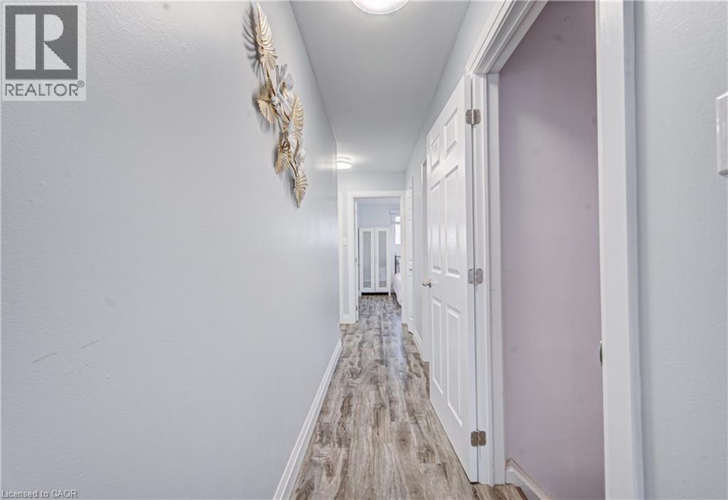 141 Mooregate Crescent, Kitchener, ON - Indoor Photo Showing Other Room