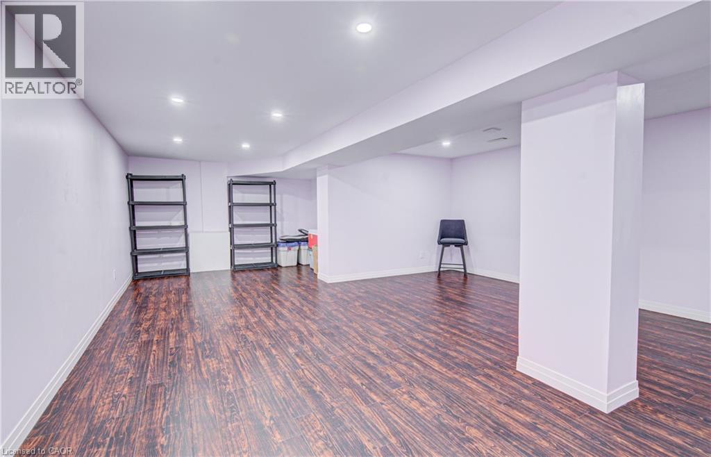 141 Mooregate Crescent, Kitchener, ON - Indoor Photo Showing Other Room