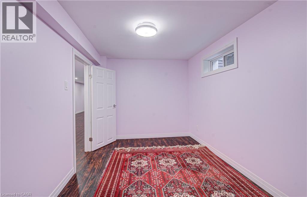 141 Mooregate Crescent, Kitchener, ON - Indoor Photo Showing Other Room