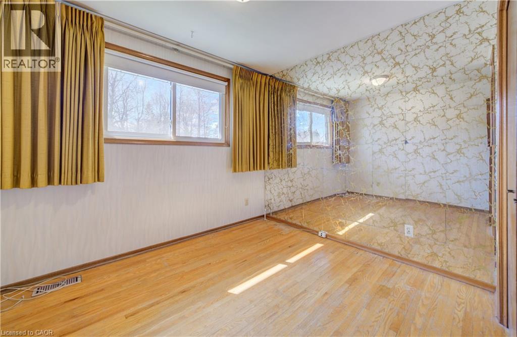 564 Glen Manor Boulevard, Waterloo, ON - Indoor Photo Showing Other Room