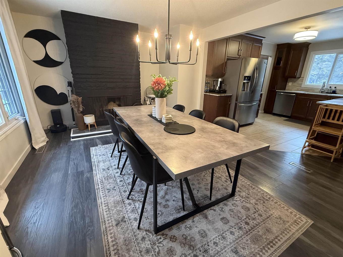 2031 Murphy Ave, Thunder Bay, ON - Indoor Photo Showing Other Room