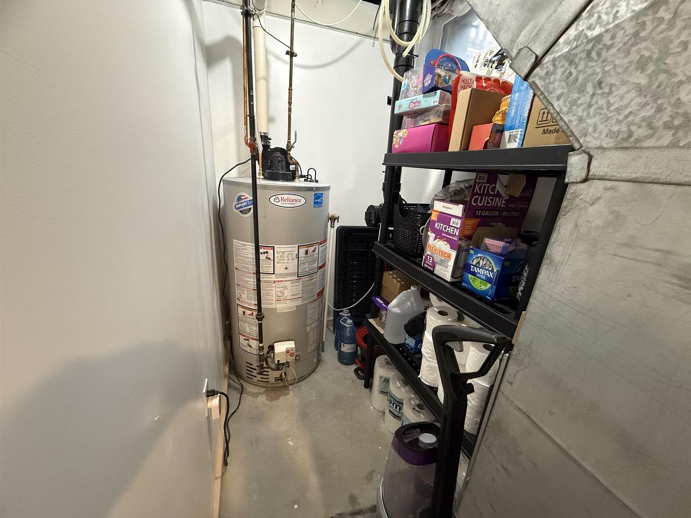 2031 Murphy Ave, Thunder Bay, ON - Indoor Photo Showing Basement