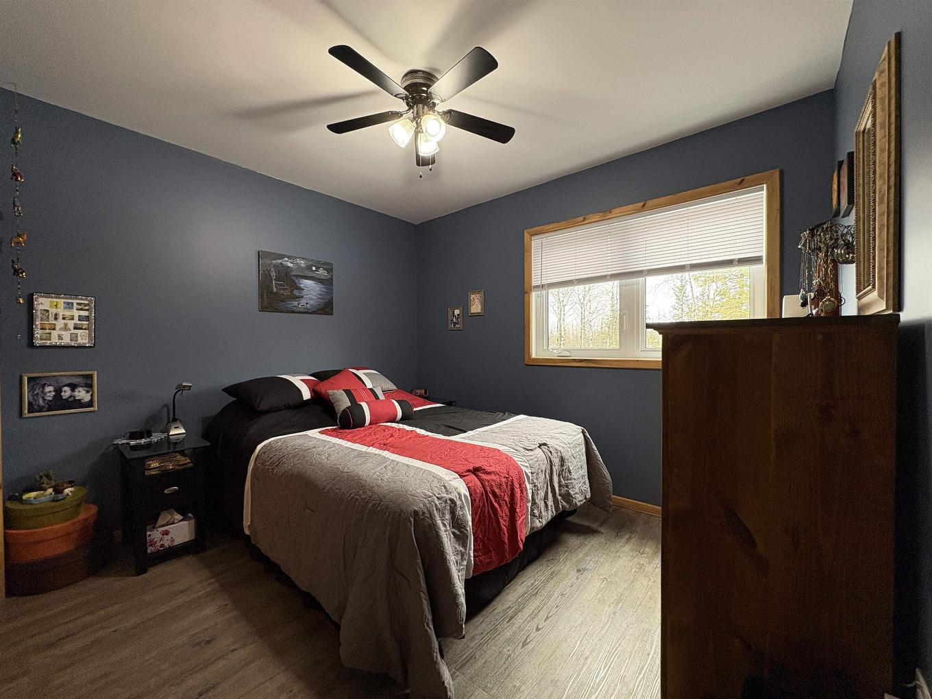 283 Japada Trail, Bears Pass (Rainy Lake - Fort Frances), ON - Indoor Photo Showing Bedroom