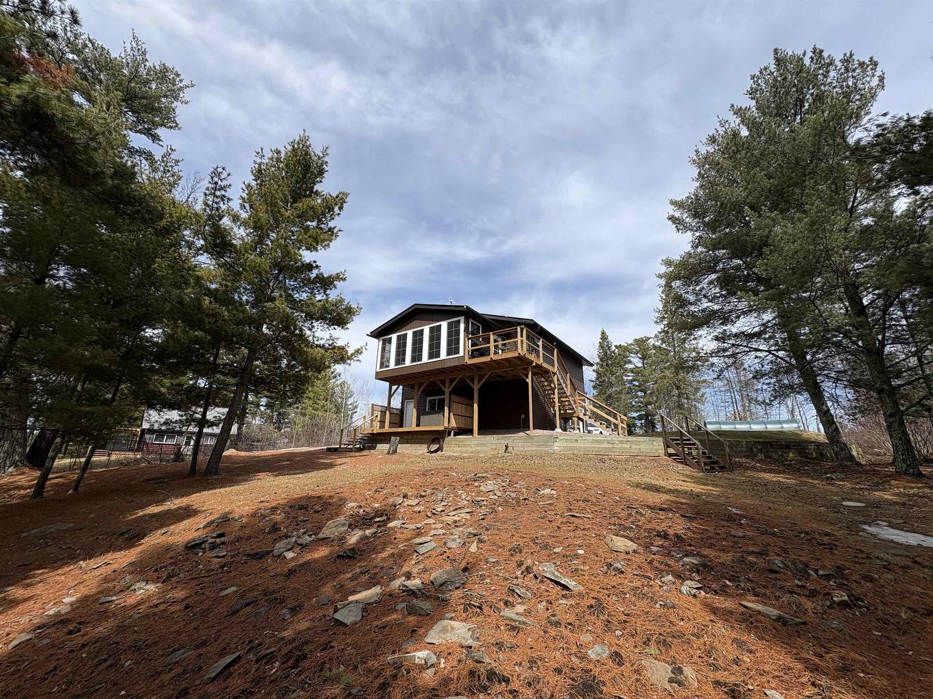 283 Japada Trail, Bears Pass (Rainy Lake - Fort Frances), ON - Outdoor With Deck Patio Veranda