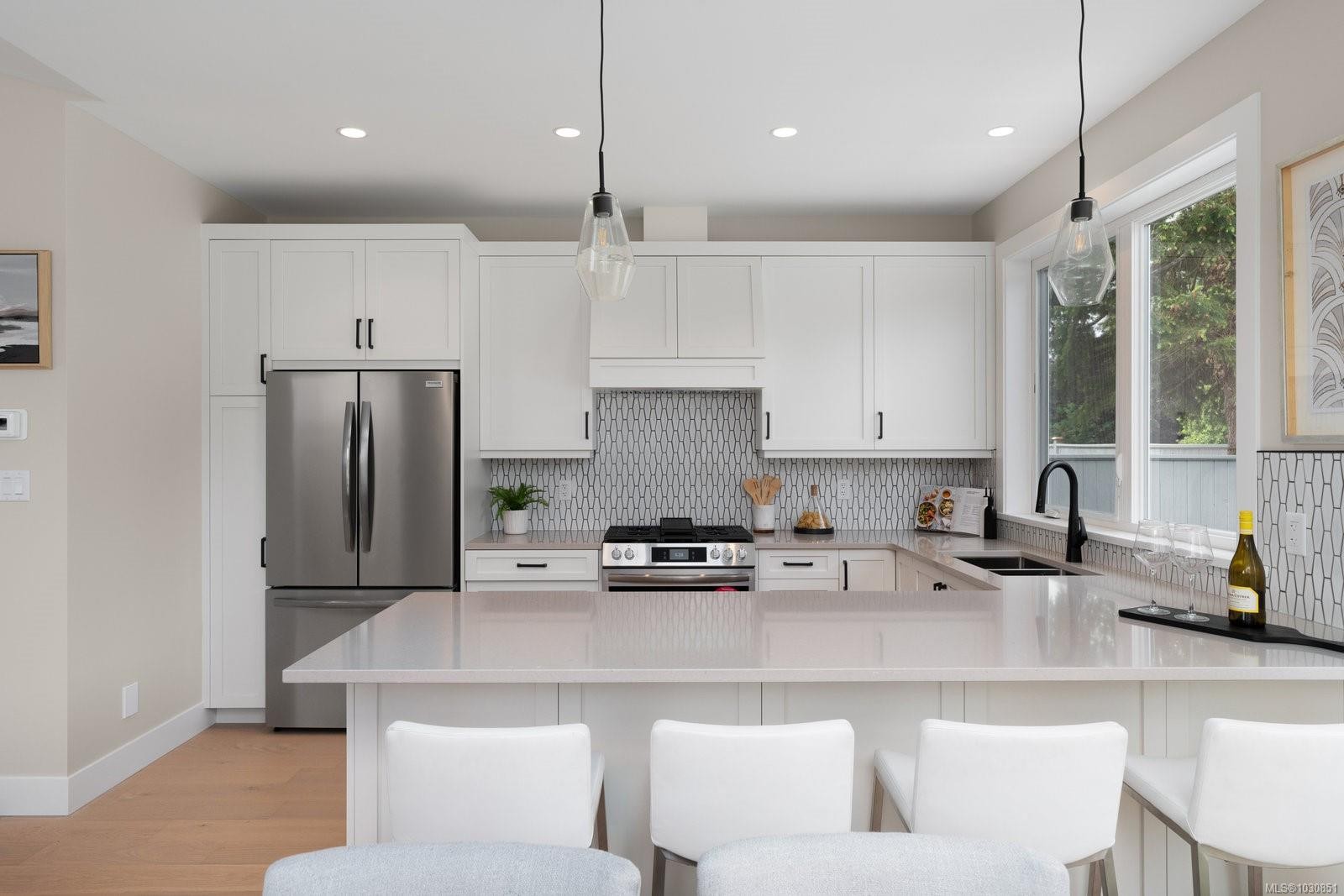 2284 Malaview Ave, Sidney, BC - Indoor Photo Showing Kitchen With Stainless Steel Kitchen With Double Sink With Upgraded Kitchen