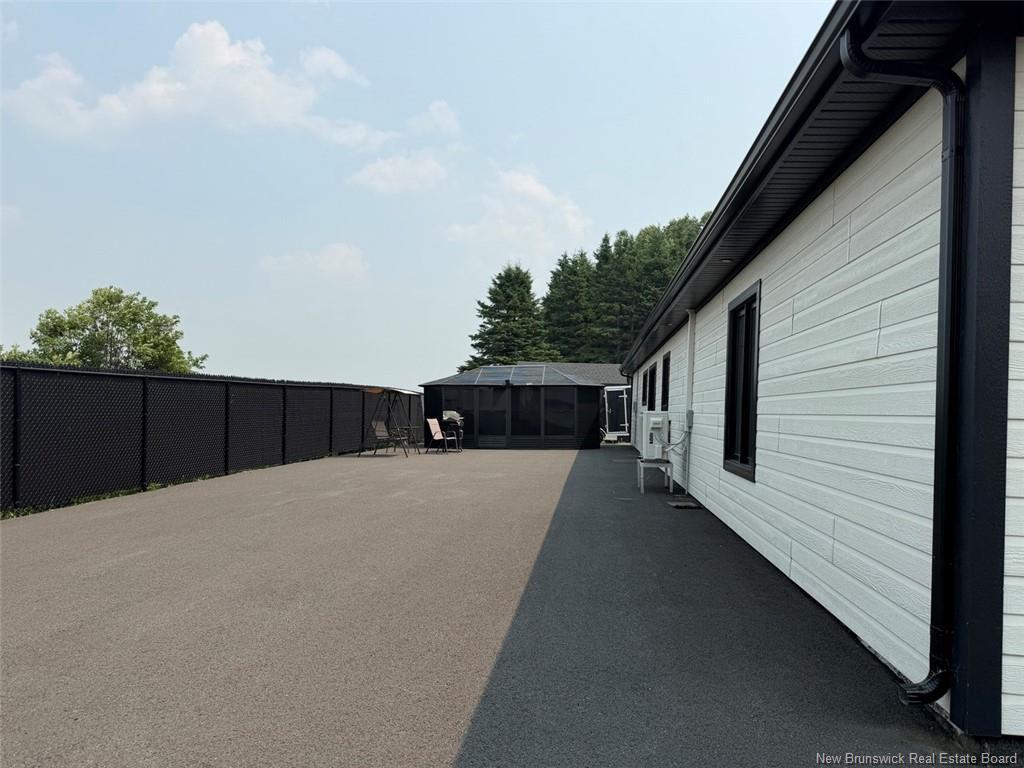 42 Chouinard St, Saint-Quentin, NB