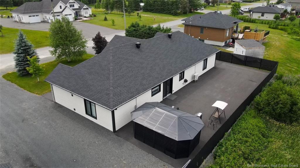 42 Chouinard St, Saint-Quentin, NB