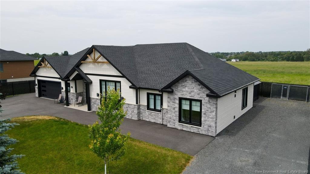 42 Chouinard St, Saint-Quentin, NB