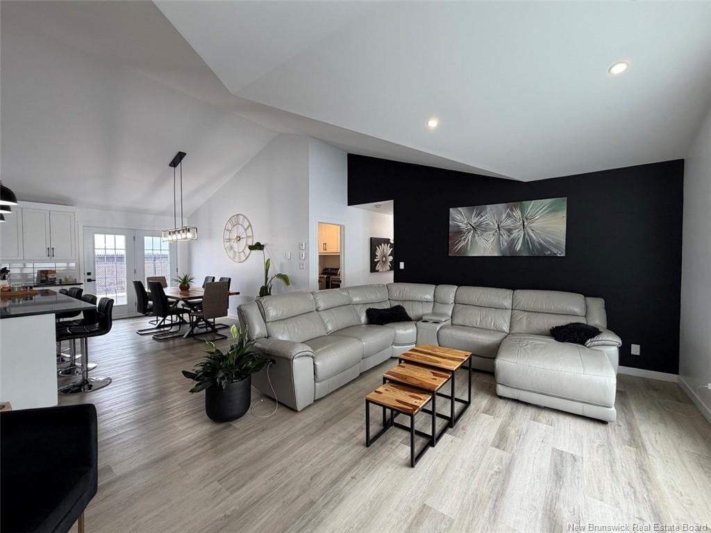42 Chouinard St, Saint-Quentin, NB