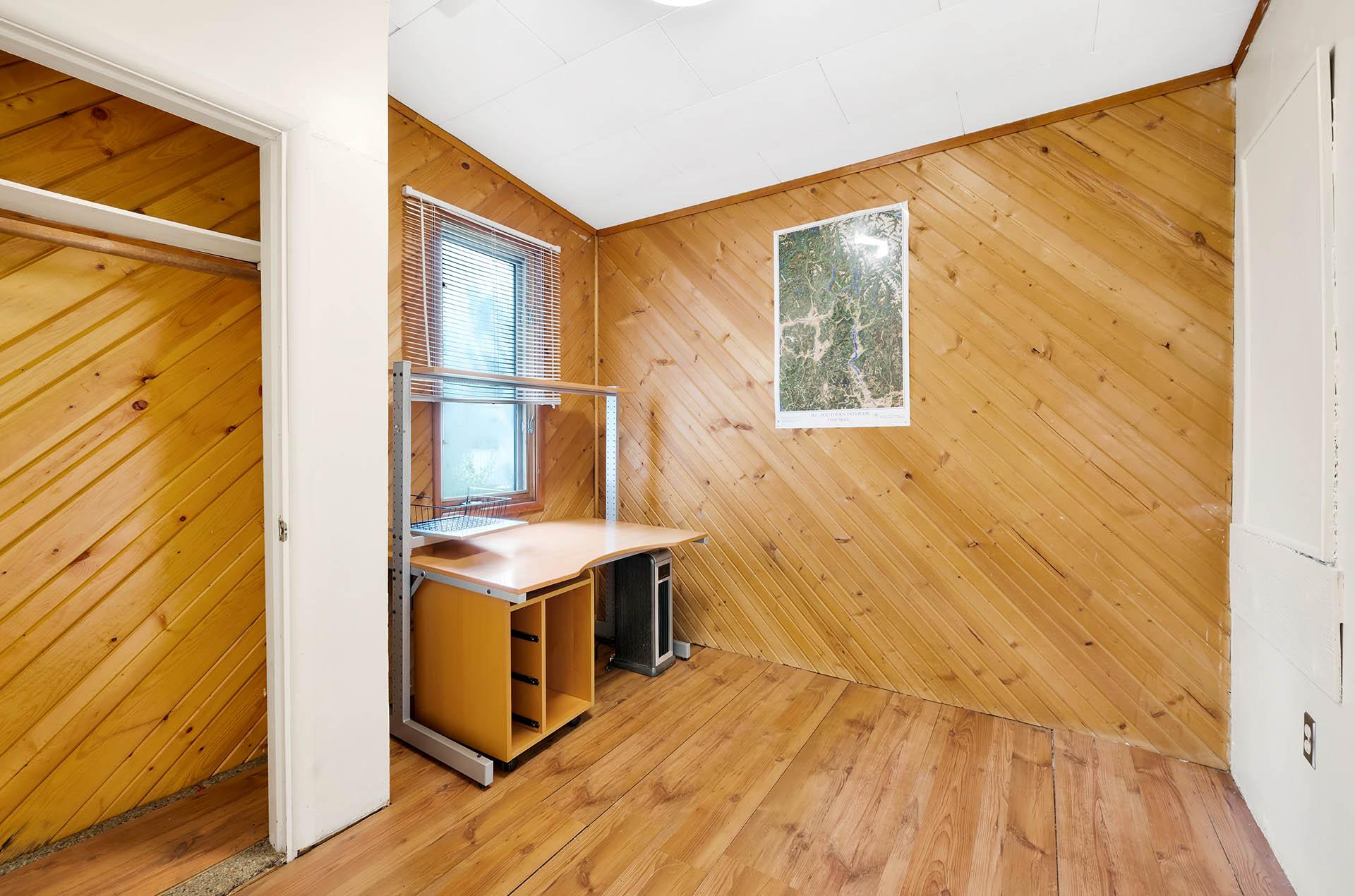 3782 River Drive, Blue River, BC - Indoor Photo Showing Other Room