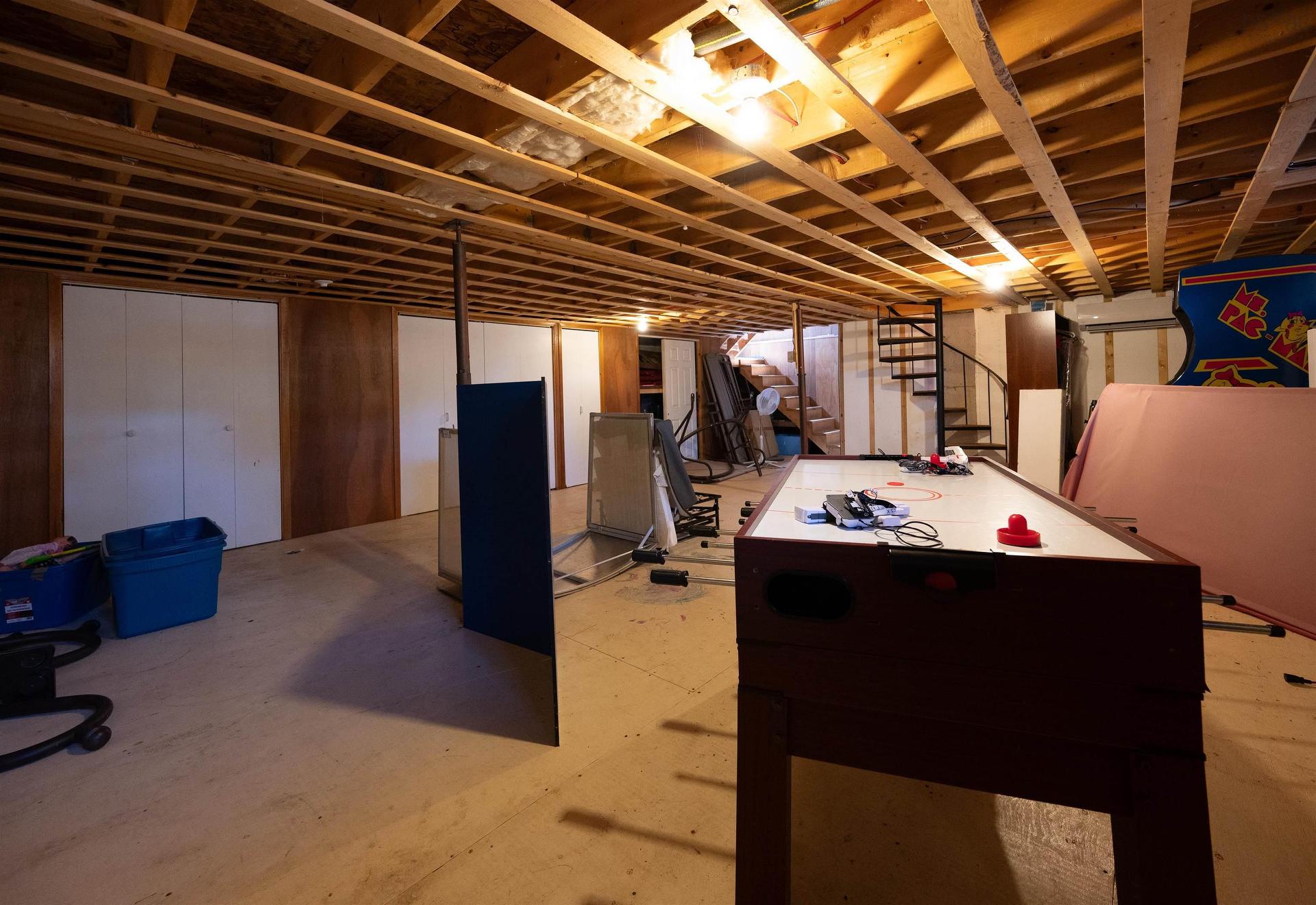 7 1120 Sand Point Road, Sand Point, NS
