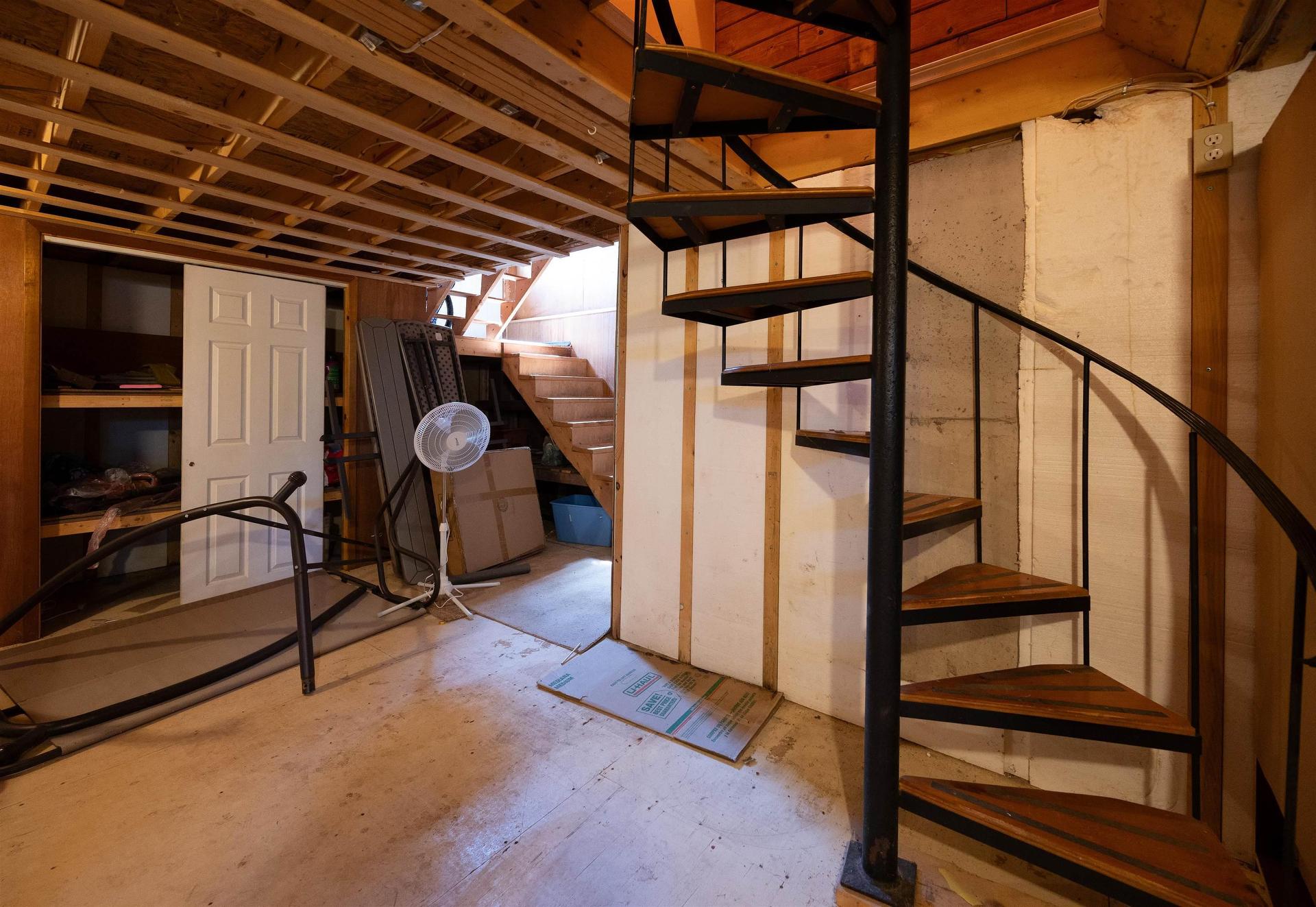7 1120 Sand Point Road, Sand Point, NS
