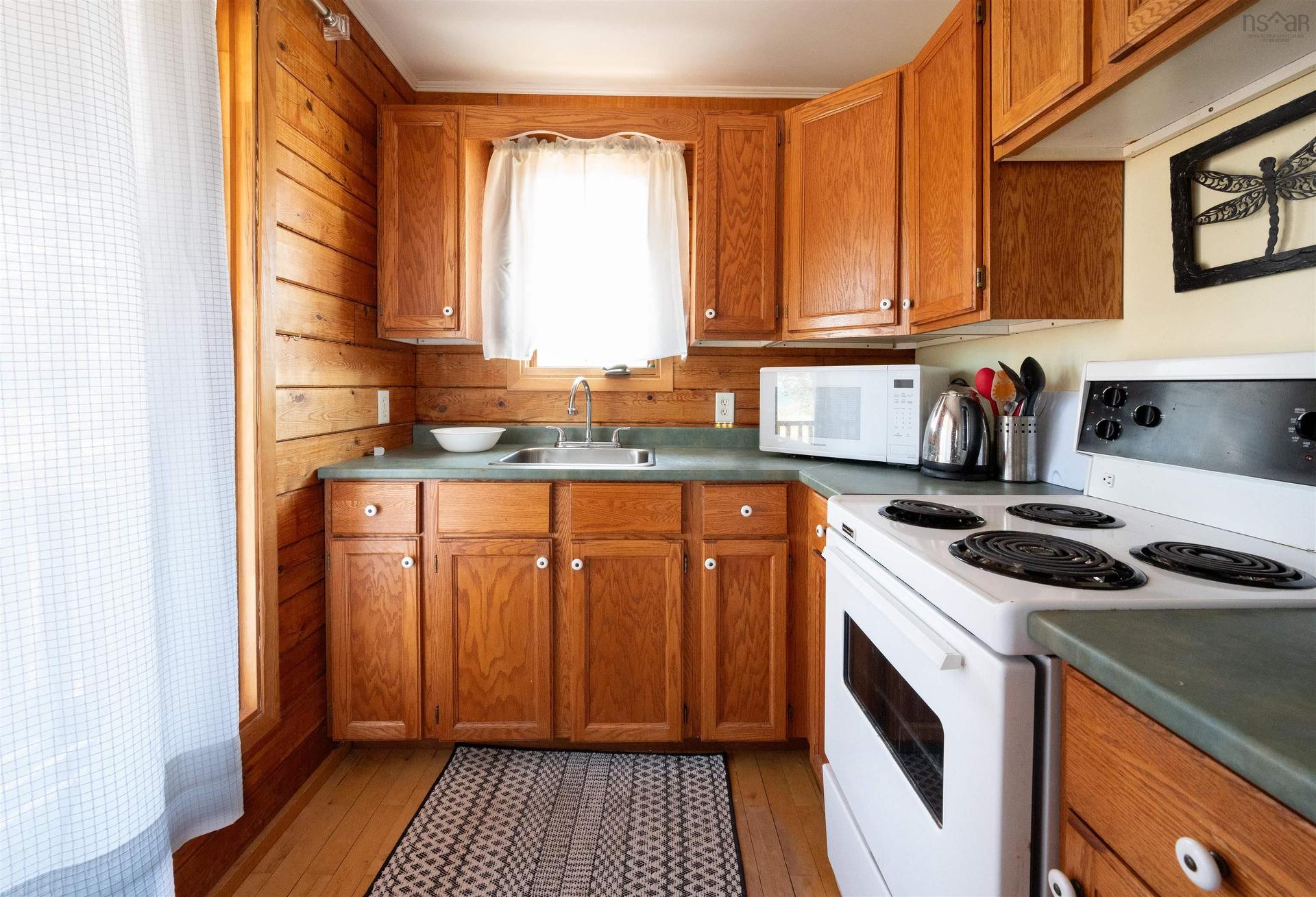 7 1120 Sand Point Road, Sand Point, NS