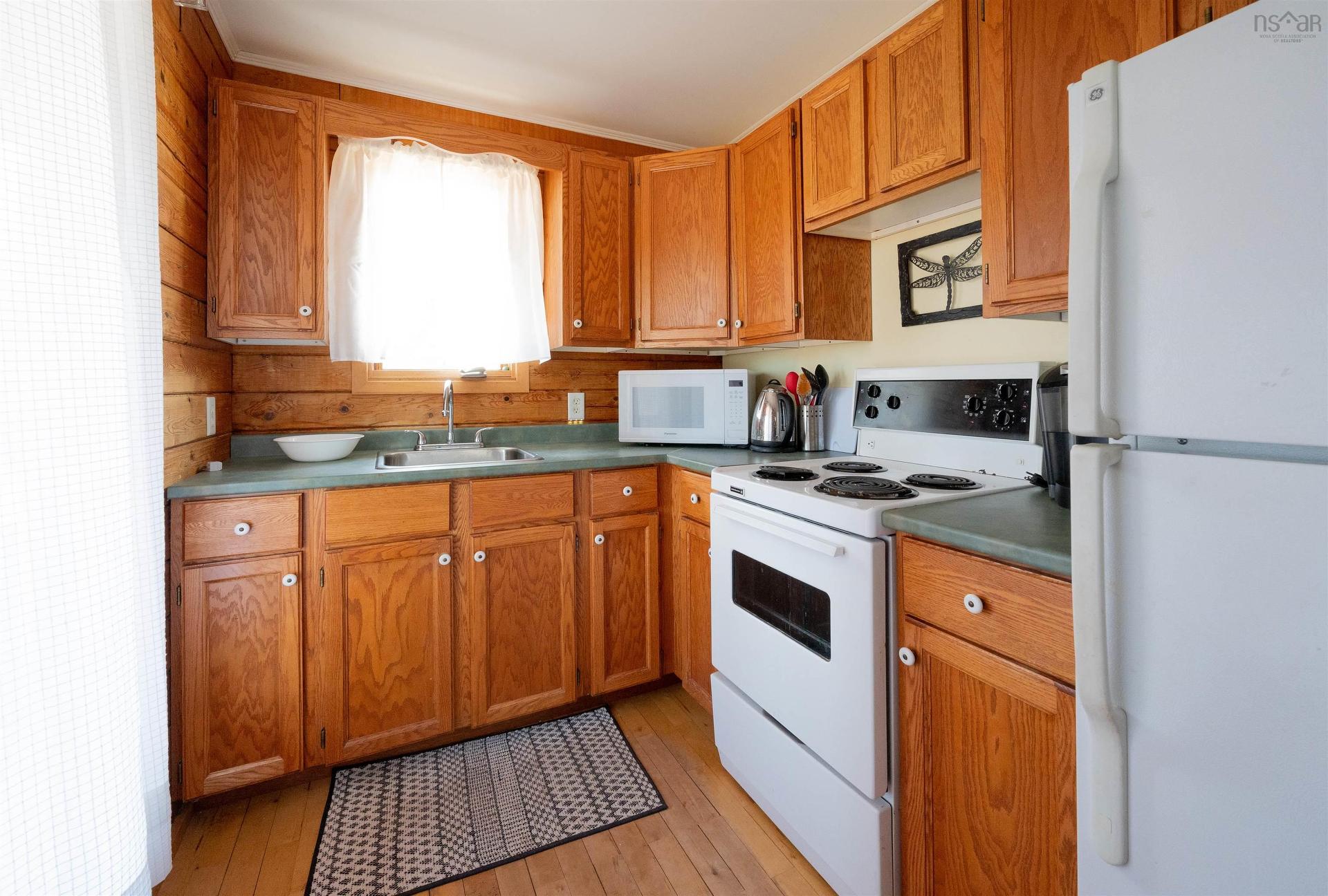 7 1120 Sand Point Road, Sand Point, NS