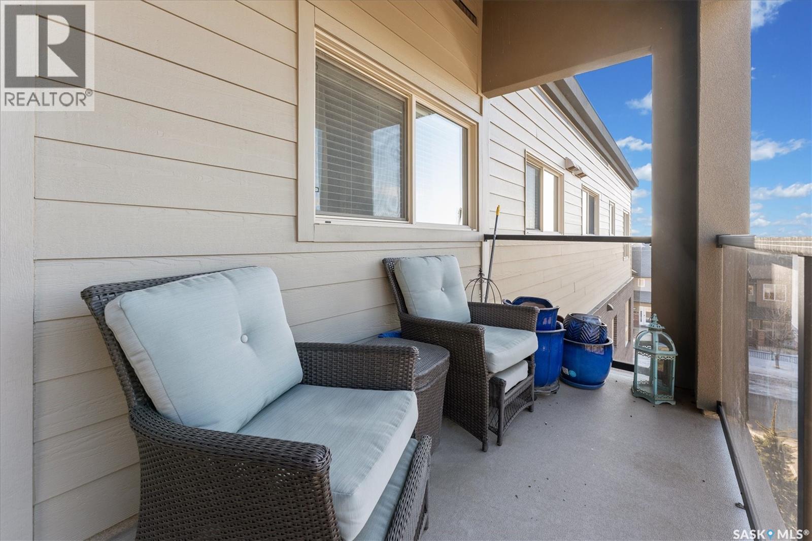 331 121 Willowgrove Crescent, Saskatoon, SK - Outdoor With Exterior