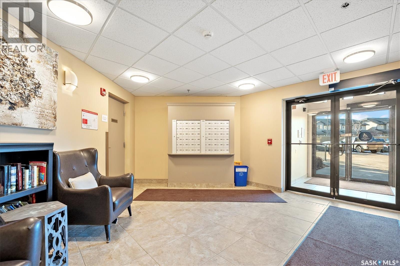 331 121 Willowgrove Crescent, Saskatoon, SK - Indoor Photo Showing Other Room