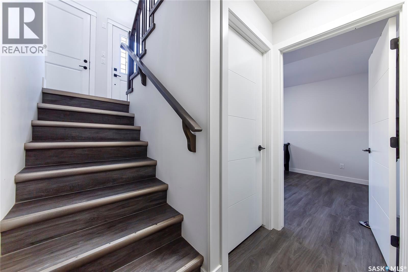 123 Mcarthur Lane, Saskatoon, SK - Indoor Photo Showing Other Room